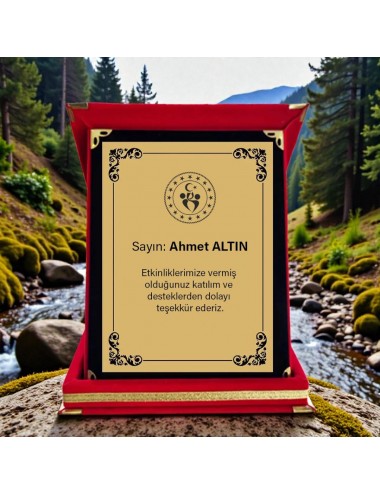 Kırmızı Kadife Plaket