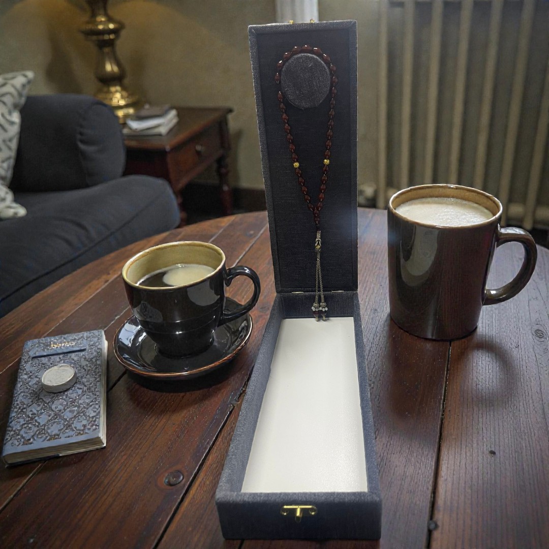 Tekli Standlı Kadife Kutu